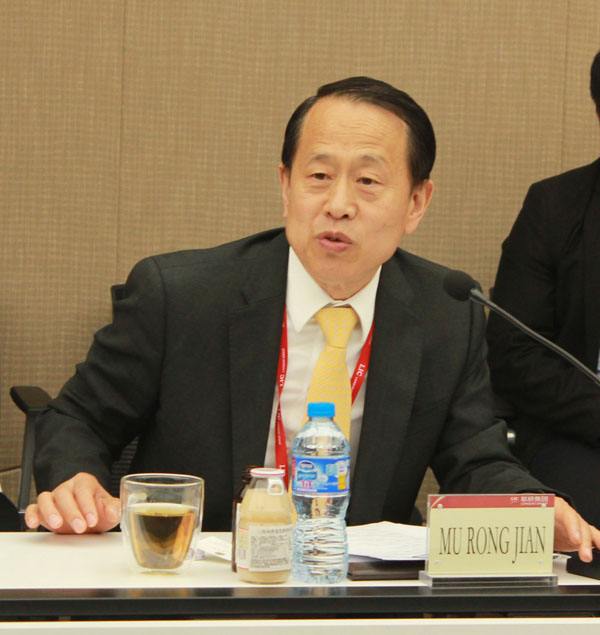 慕镕鍵：把關(guān)愛橫向到邊，豎向到底